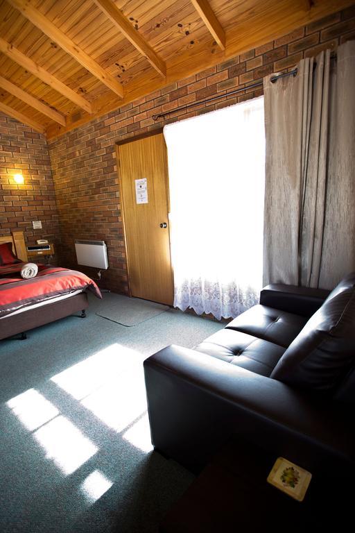 Walkabout Motel Rutherglen Room photo